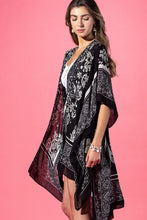 Load image into Gallery viewer, Black Damask Viscose Kimono
