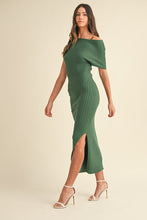 Load image into Gallery viewer, Evaline Ribbed Midi Dress
