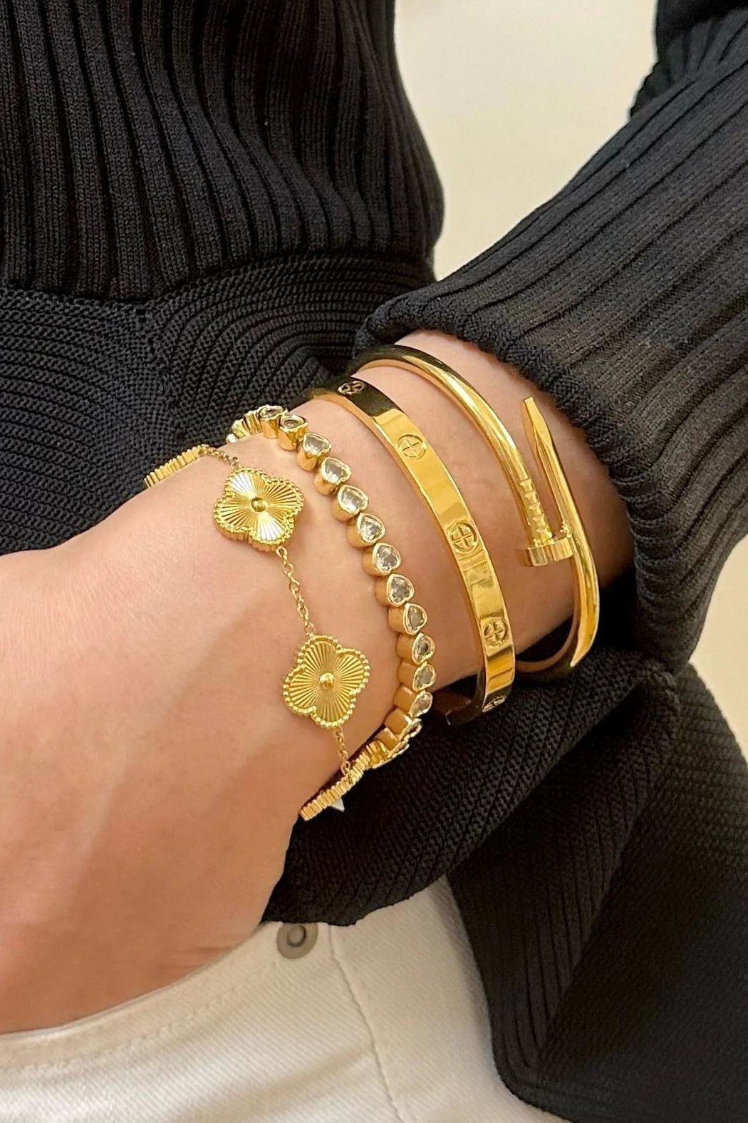 Gold Clover Leaf Bracelet