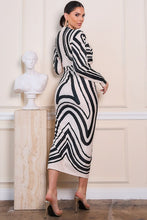 Load image into Gallery viewer, Giselle Printed Dress
