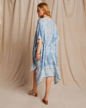 Load image into Gallery viewer, Inaya Printed Kimono
